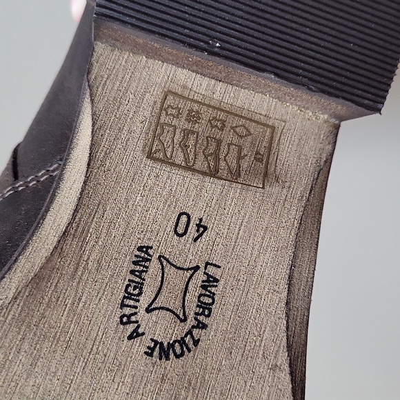 NWT! Brown Leather Boots With Side Laces! Size 40! - Picture 11 of 15